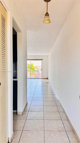 1480 W 46th St 322, Hialeah, FL 33012