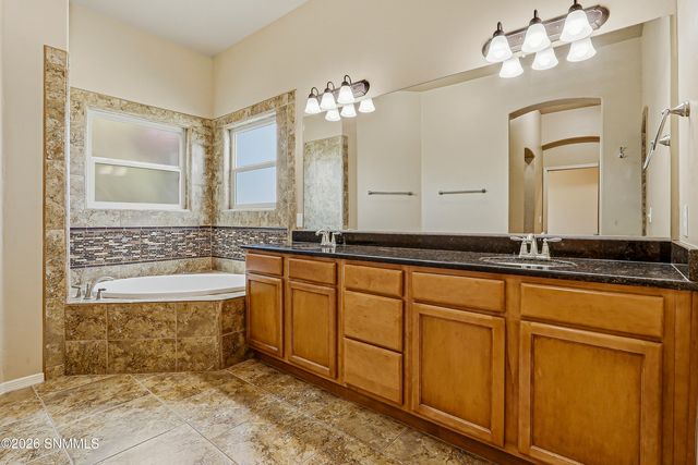 4335 Isleta Court, Las Cruces, NM 88011