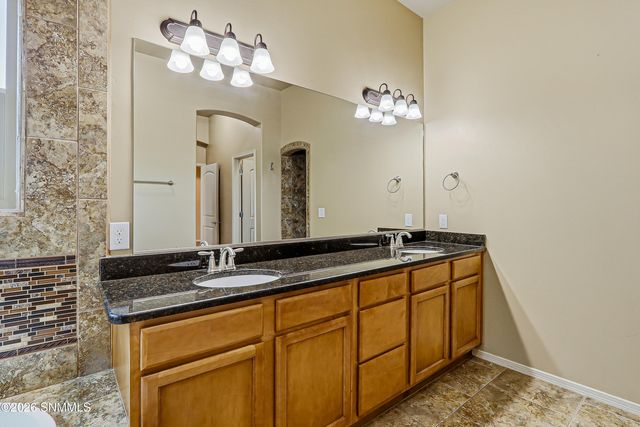 4335 Isleta Court, Las Cruces, NM 88011