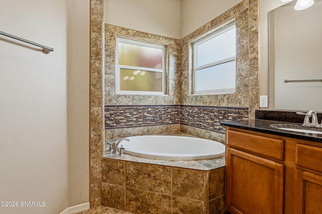 4335 Isleta Court, Las Cruces, NM 88011