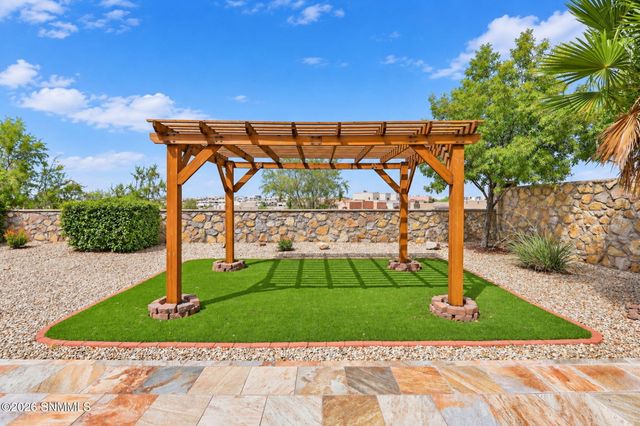 4335 Isleta Court, Las Cruces, NM 88011