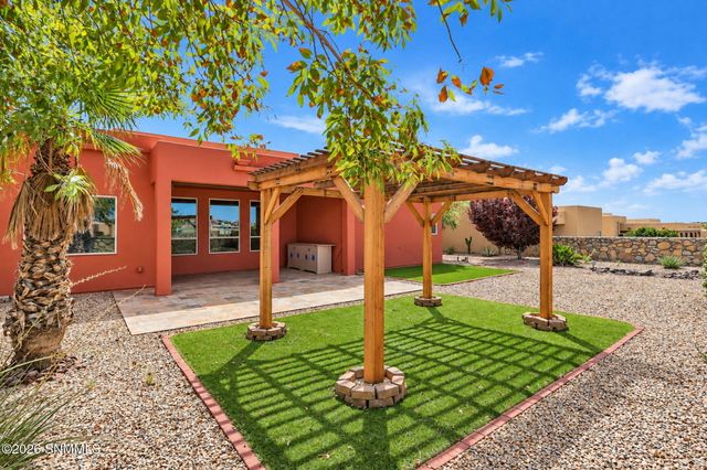 4335 Isleta Court, Las Cruces, NM 88011