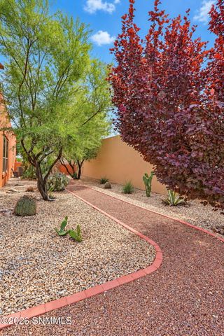 4335 Isleta Court, Las Cruces, NM 88011