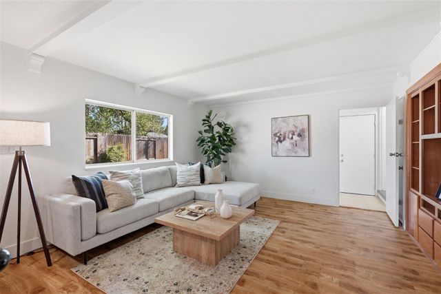 5920 Parkoaks Dr, Citrus Heights, CA 95621