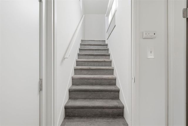 5920 Parkoaks Dr, Citrus Heights, CA 95621