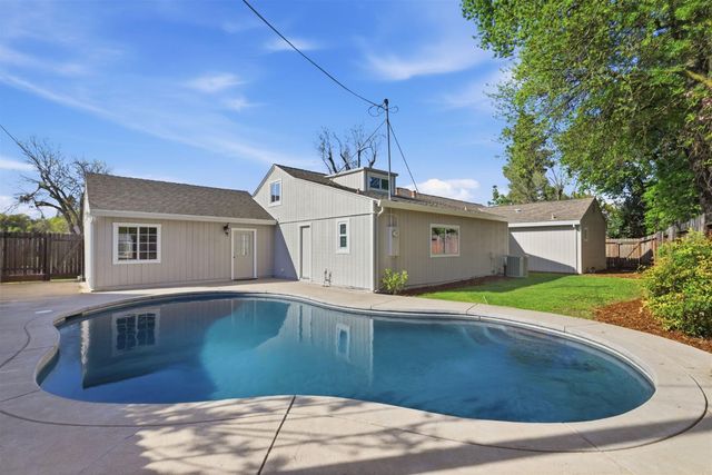 5920 Parkoaks Dr, Citrus Heights, CA 95621