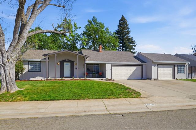 5920 Parkoaks Dr, Citrus Heights, CA 95621