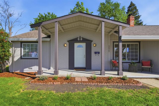 5920 Parkoaks Dr, Citrus Heights, CA 95621