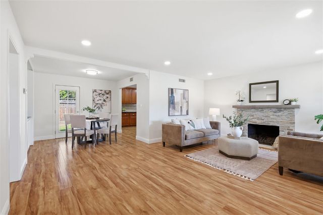 5920 Parkoaks Dr, Citrus Heights, CA 95621