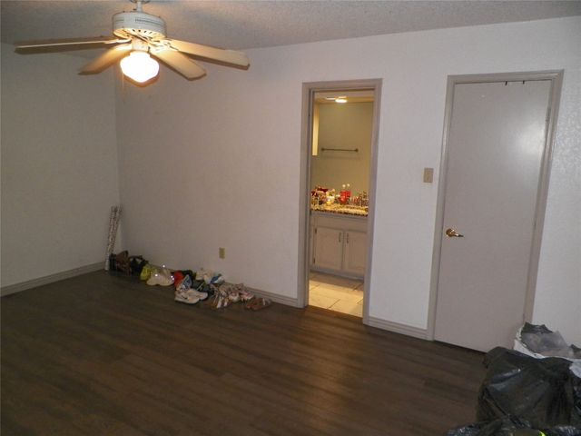 1432 Palmnold Circle W, Fort Worth, TX 76120