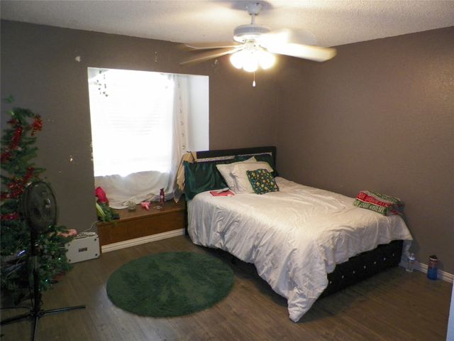 1432 Palmnold Circle W, Fort Worth, TX 76120