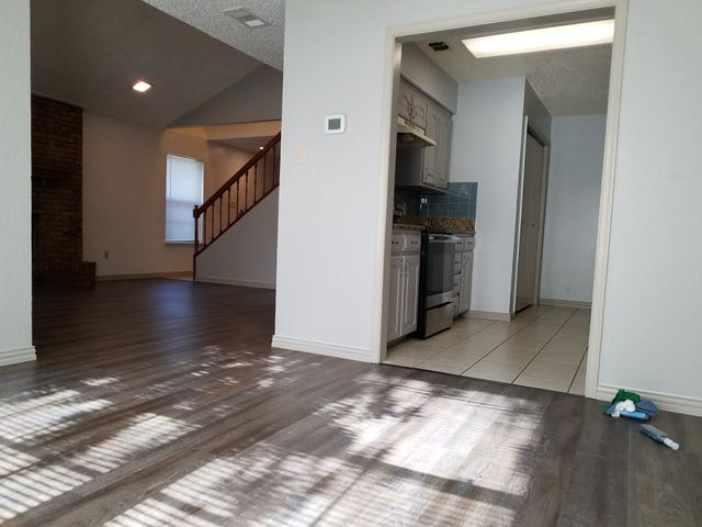 1432 Palmnold Circle W, Fort Worth, TX 76120