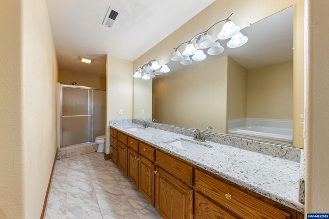 4465 Countryside Ct NE, Salem, OR 97305