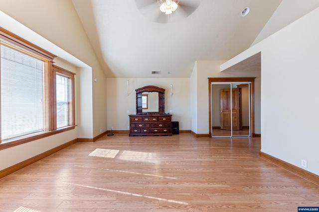 4465 Countryside Ct NE, Salem, OR 97305