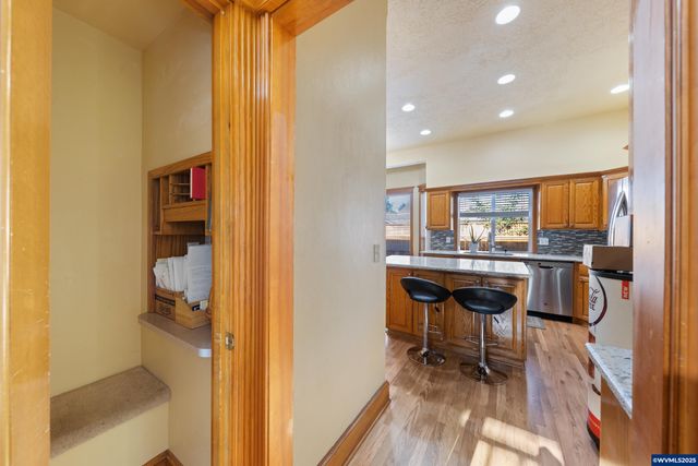 4465 Countryside Ct NE, Salem, OR 97305