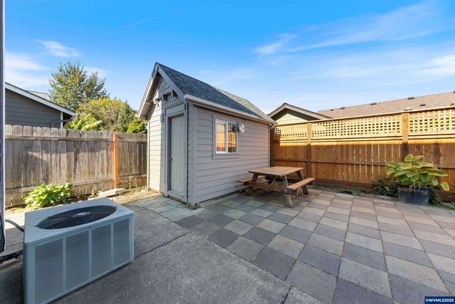 4465 Countryside Ct NE, Salem, OR 97305