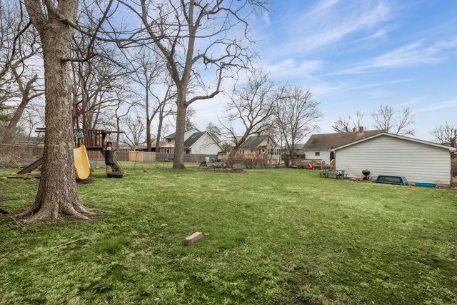 832 Bode Road, Elgin, IL 60120