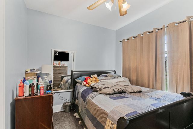 832 Bode Road, Elgin, IL 60120