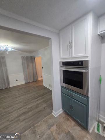 230 Dix Lee On Drive, Fayetteville, GA 30214