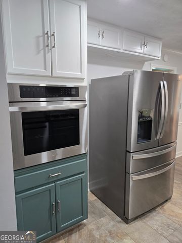 230 Dix Lee On Drive, Fayetteville, GA 30214