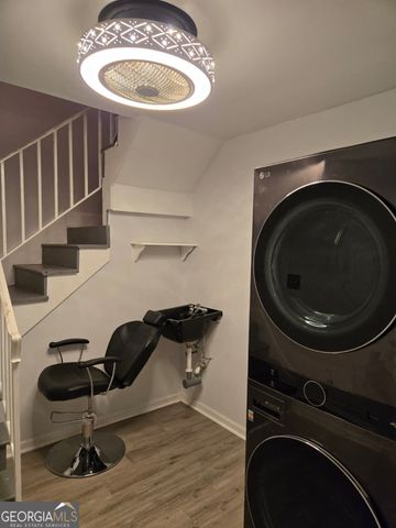 230 Dix Lee On Drive, Fayetteville, GA 30214