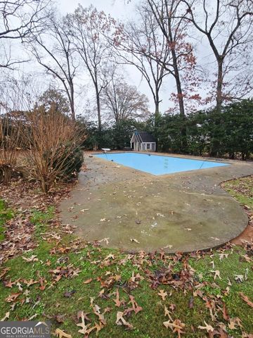 230 Dix Lee On Drive, Fayetteville, GA 30214