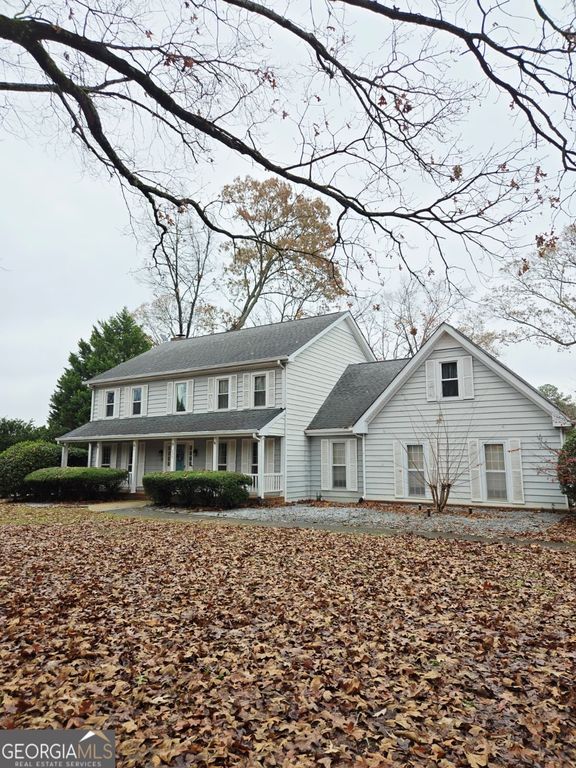 230 Dix Lee On Drive, Fayetteville, GA 30214