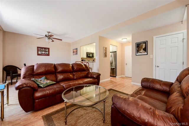 100 W Broadway 1E, Long Beach, NY 11561