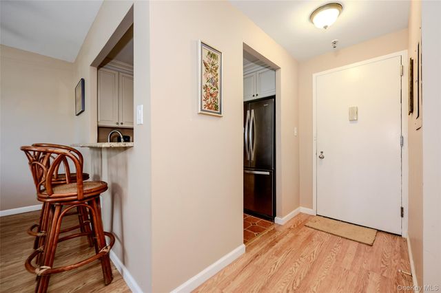 100 W Broadway 1E, Long Beach, NY 11561