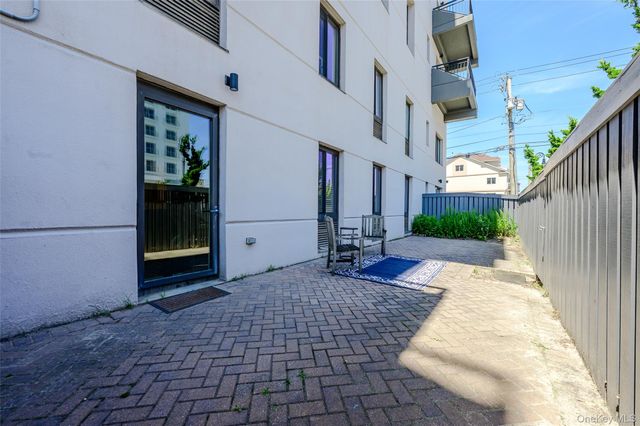 100 W Broadway 1E, Long Beach, NY 11561