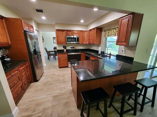 1750 Primrose Lane, Wellington, FL 33414