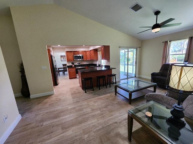 1750 Primrose Lane, Wellington, FL 33414