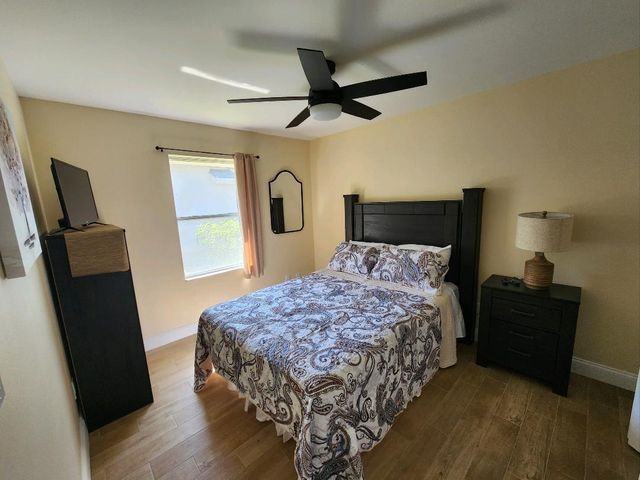 1750 Primrose Lane, Wellington, FL 33414