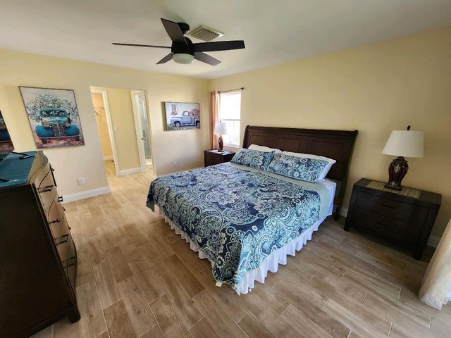 1750 Primrose Lane, Wellington, FL 33414