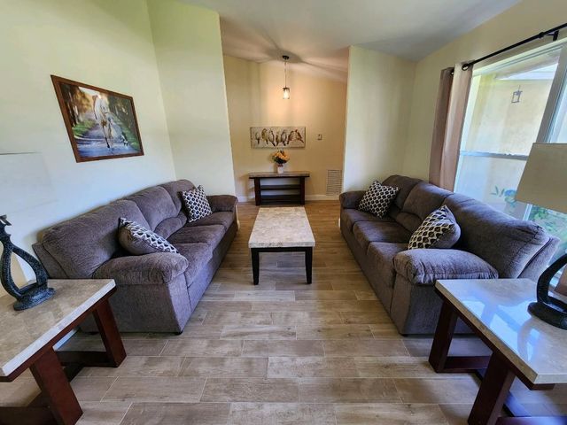 1750 Primrose Lane, Wellington, FL 33414