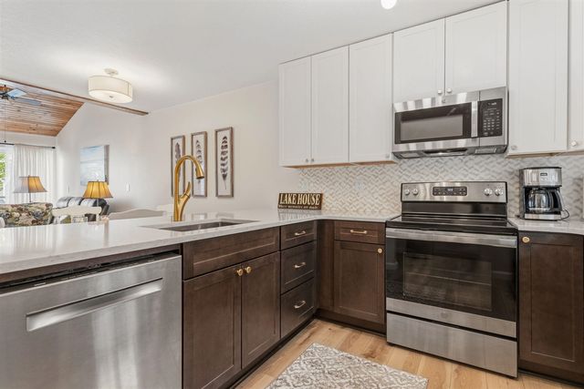261 Black River Street G, South Haven, MI 49090
