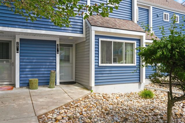 261 Black River Street G, South Haven, MI 49090
