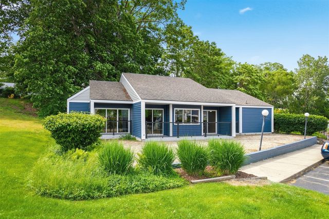 261 Black River Street G, South Haven, MI 49090