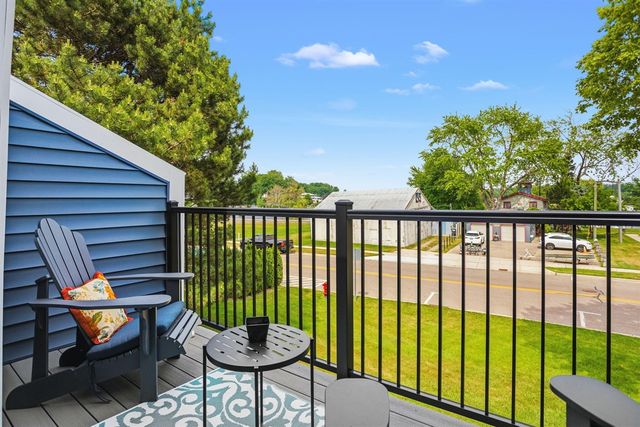 261 Black River Street G, South Haven, MI 49090