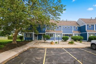 261 Black River Street G, South Haven, MI 49090
