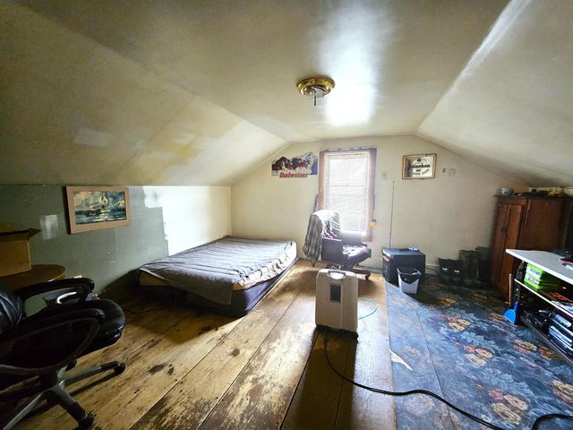 218 S Cherry Street, Flushing, MI 48433