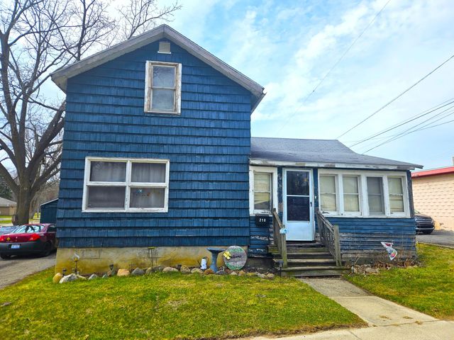 218 S Cherry Street, Flushing, MI 48433