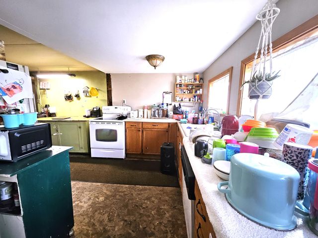 218 S Cherry Street, Flushing, MI 48433