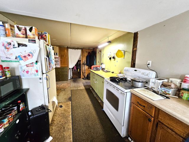 218 S Cherry Street, Flushing, MI 48433