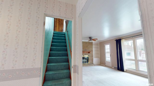 818 W TRUITT Avenue, Chillicothe, IL 61523