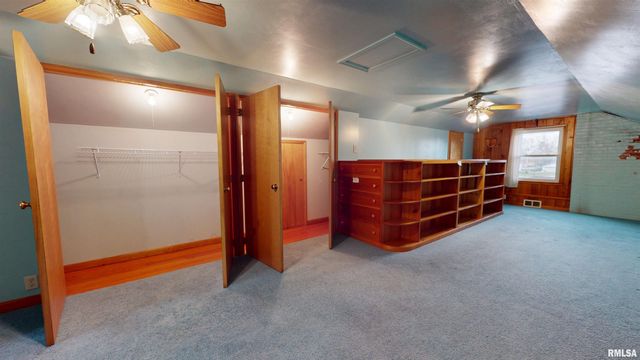 818 W TRUITT Avenue, Chillicothe, IL 61523