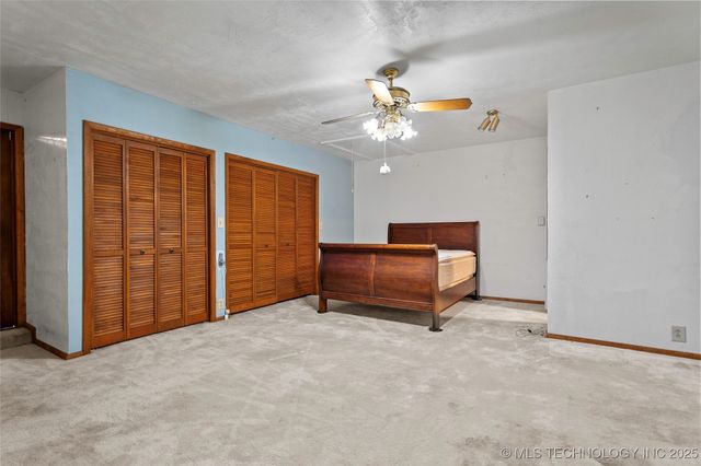 702 S 3rd Street, Davis, OK 73030