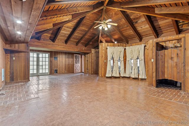 702 S 3rd Street, Davis, OK 73030