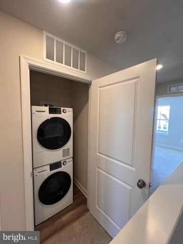 349 SHORT BRANCH DR, Ranson, WV 25438