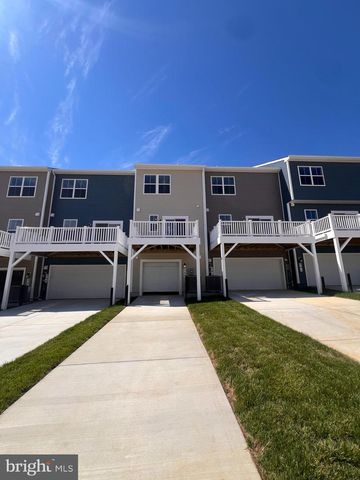 349 SHORT BRANCH DR, Ranson, WV 25438